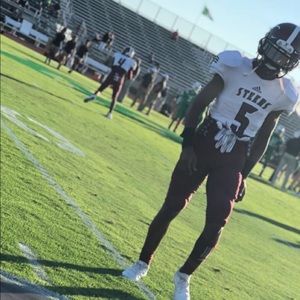 Meet your Posher, Dawain